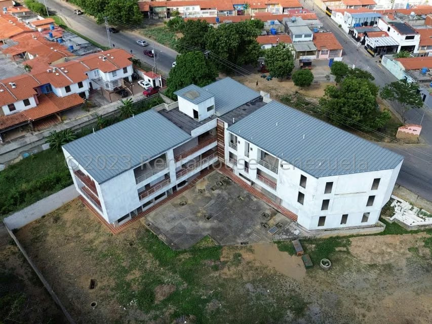 Comercial (Local Comercial) en Venta en La Piedad Norte, Lara - 21