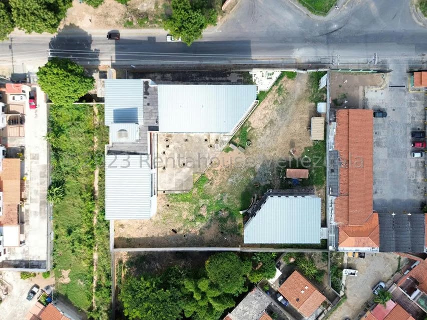 Comercial (Local Comercial) en Venta en La Piedad Norte, Lara - 27