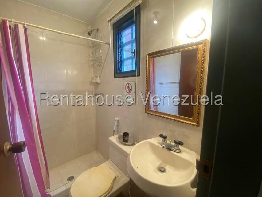 Casa (1 Nivel) en Venta en Los Guayabitos, Distrito Metropolitano - 18