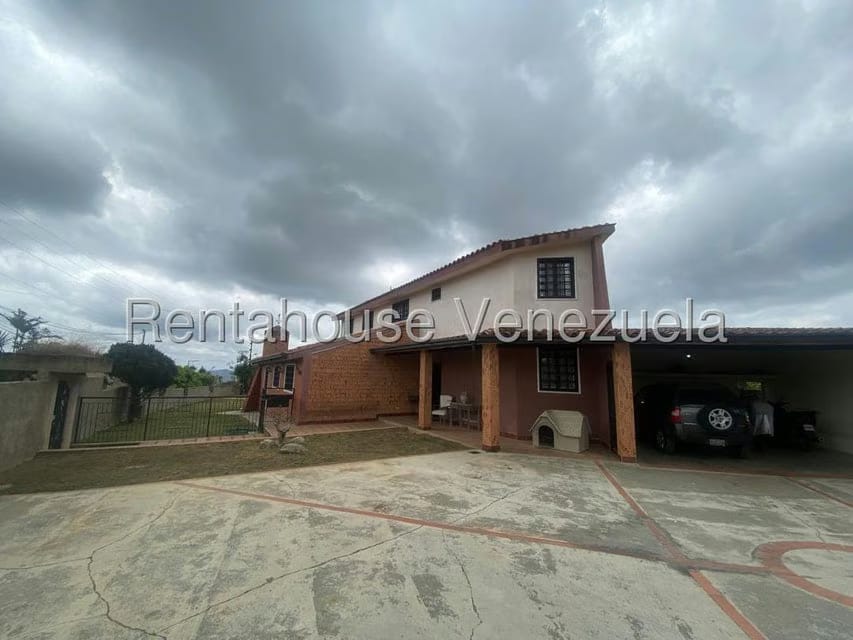 Casa (1 Nivel) en Venta en Los Guayabitos, Distrito Metropolitano - 6