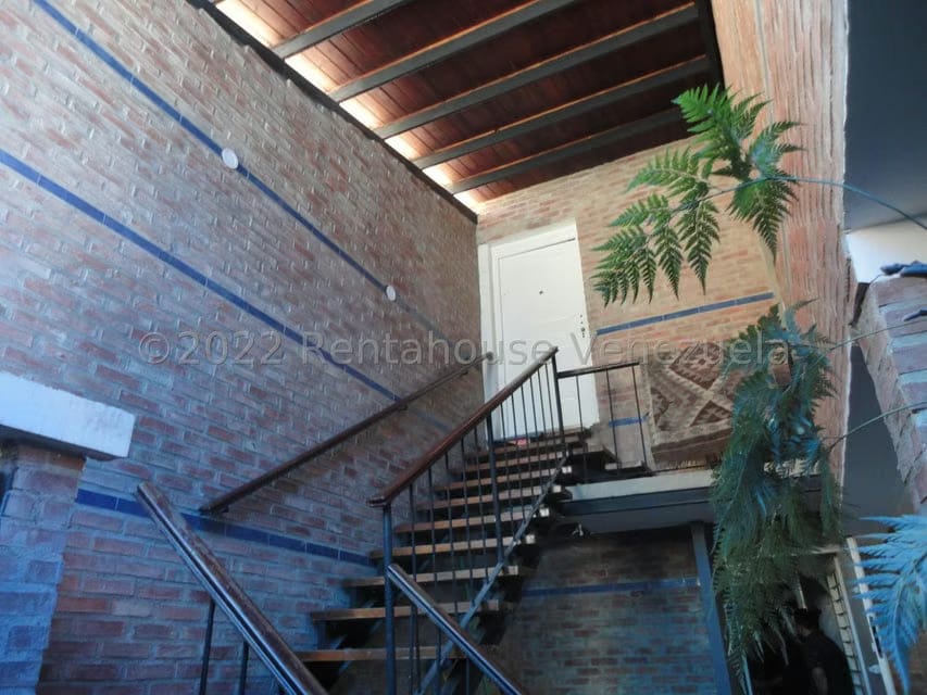 Casa (Duplex) en Venta en La Trinidad, Distrito Metropolitano - 16