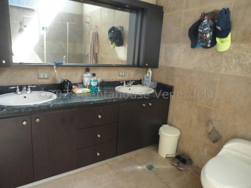 Casa (Duplex) en Venta en La Trinidad, Distrito Metropolitano - 37
