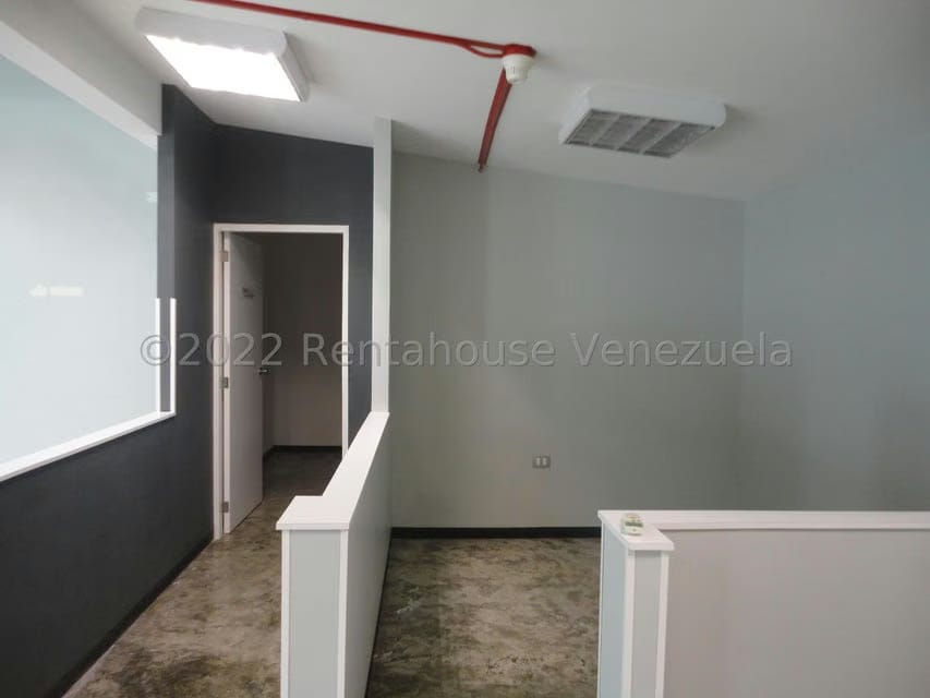Casa (Duplex) en Venta en La Trinidad, Distrito Metropolitano - 8
