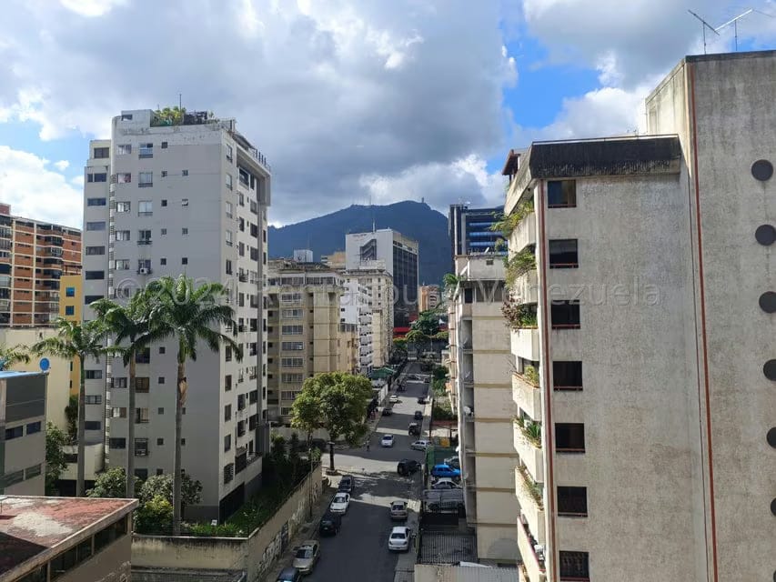 Comercial (Oficina) en Venta en Las Delicias de Sabana Grande, Distrito Metropolitano - 17