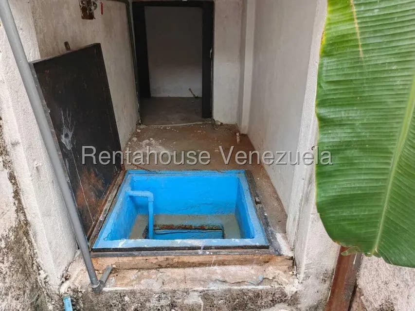 Comercial (Local Comercial) en Alquiler en La Lago, Zulia - 13