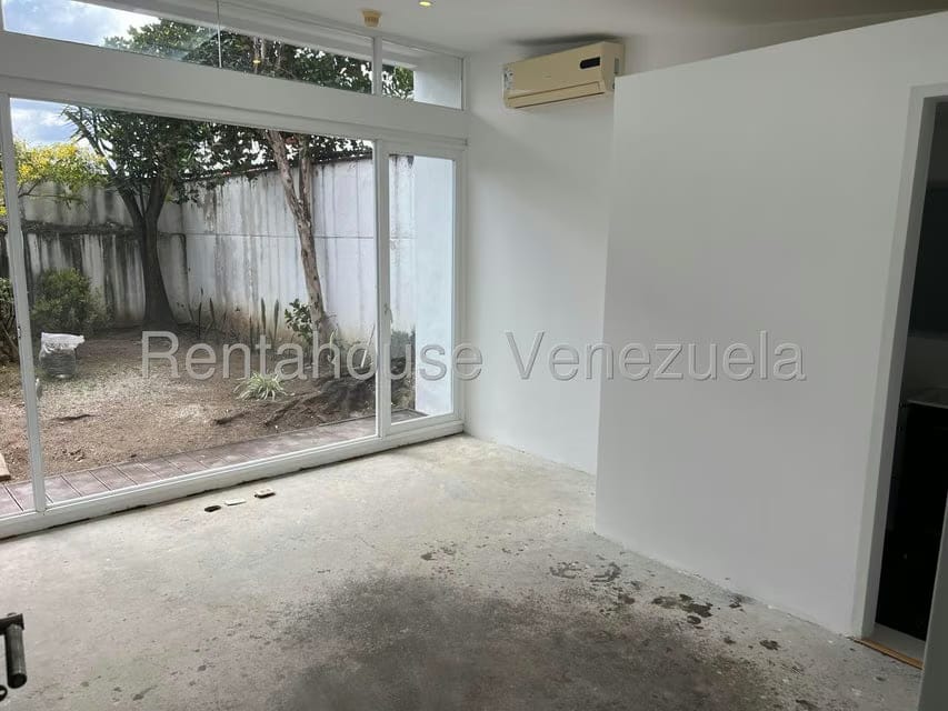 Comercial (Oficina) en Alquiler en Las Palmas, Distrito Metropolitano - 5