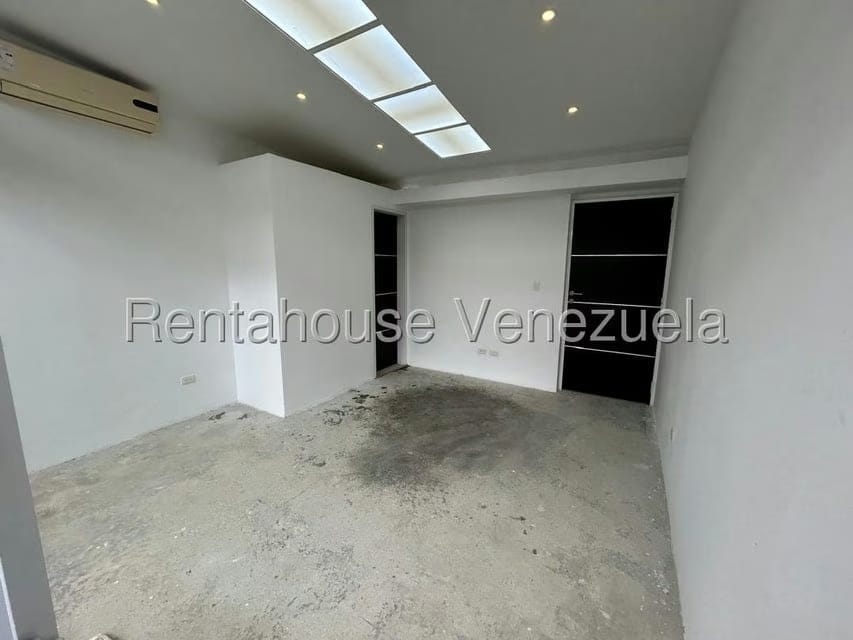 Comercial (Oficina) en Alquiler en Las Palmas, Distrito Metropolitano - 10