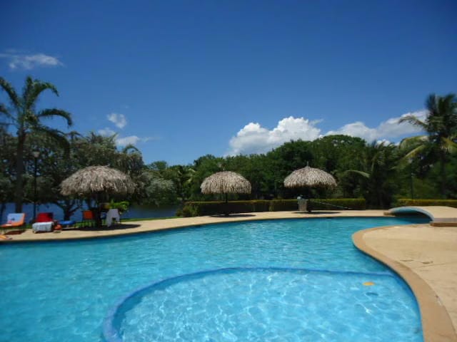 Apartamento (1 Nivel) en Venta en Los Canales de Rio Chico, Miranda - 33