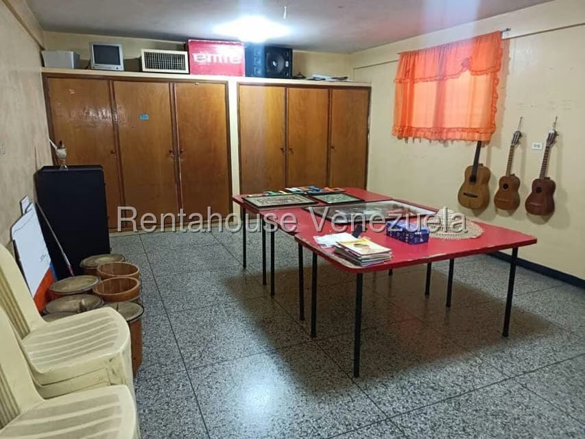 Comercial (Edificio) en Alquiler en Sierra Maestra, Zulia - 12