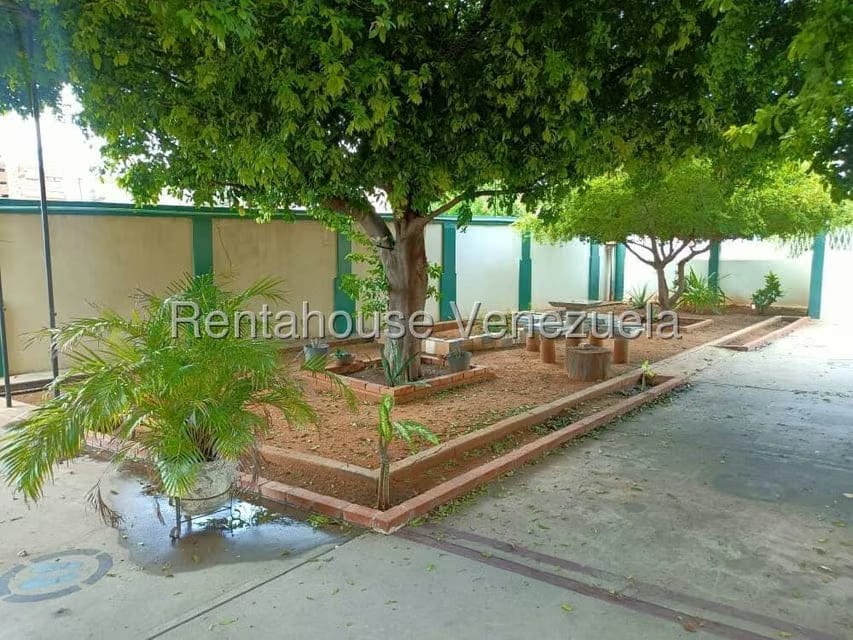 Comercial (Edificio) en Alquiler en Sierra Maestra, Zulia - 41