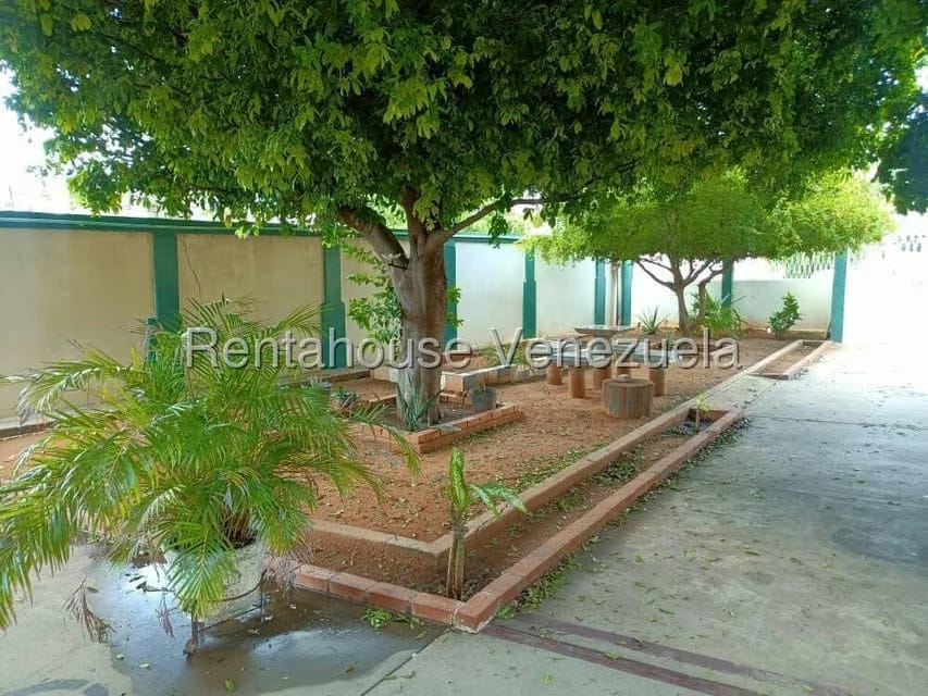 Comercial (Edificio) en Alquiler en Sierra Maestra, Zulia - 6