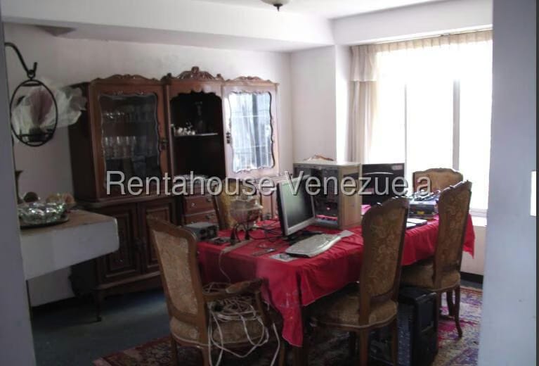 Casa (Duplex) en Venta en El Cafetal, Distrito Metropolitano - 6