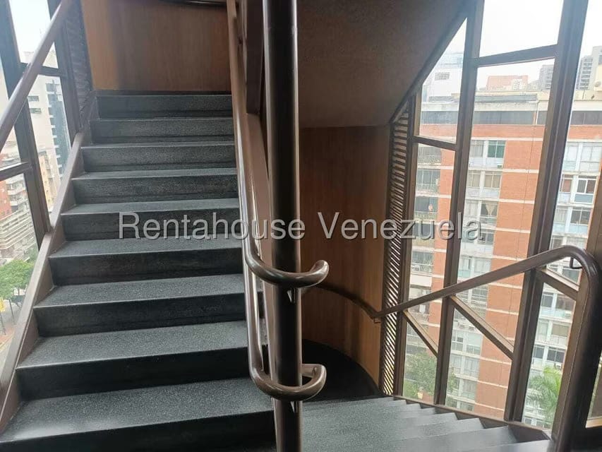Comercial (Oficina) en Alquiler en Campo Alegre, Distrito Metropolitano - 27