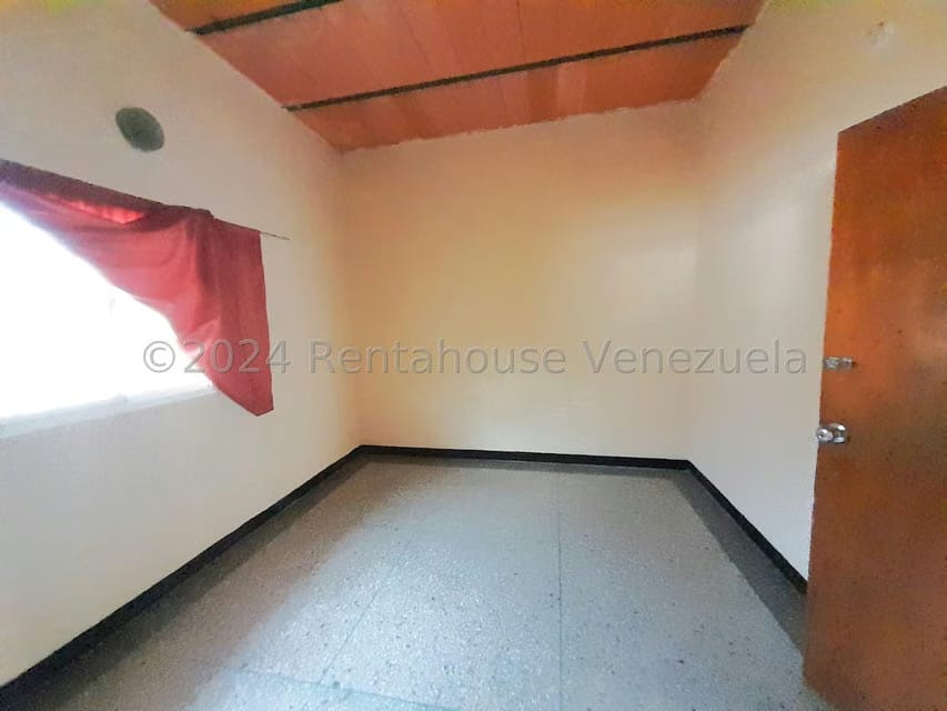 Casa (Multipes Niveles) en Alquiler en Centro, Falcon - 18