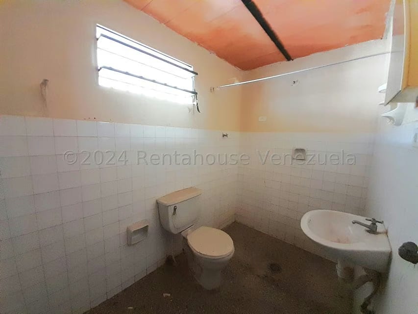 Casa (Multipes Niveles) en Alquiler en Centro, Falcon - 19