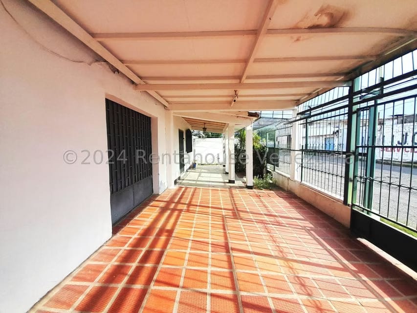 Casa (Multipes Niveles) en Alquiler en Centro, Falcon - 3