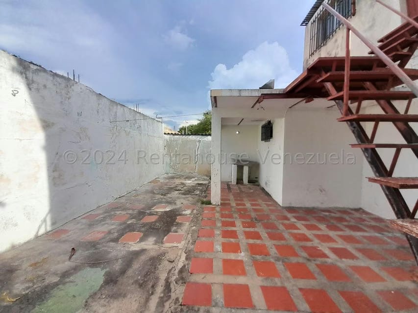 Casa (Multipes Niveles) en Alquiler en Centro, Falcon - 21