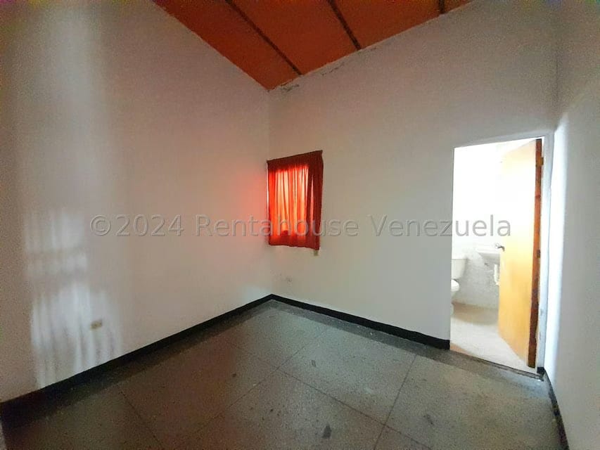 Casa (Multipes Niveles) en Alquiler en Centro, Falcon - 8