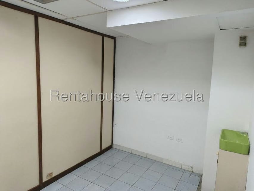 Comercial (Consultorio Medico) en Alquiler en Propatria, Distrito Metropolitano - 11