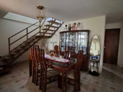 Hermosa Casa en Venta 146mts2 Urb Las Guamas Los Teques - 8