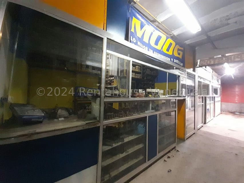 Comercial (Local Comercial) en Venta en Los Rosales, Distrito Metropolitano - 16