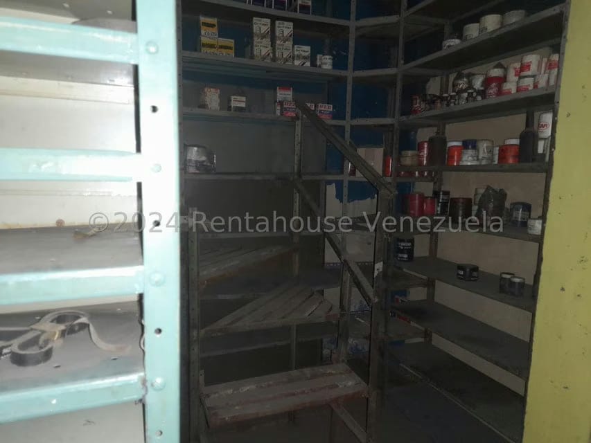 Comercial (Local Comercial) en Venta en Los Rosales, Distrito Metropolitano - 41