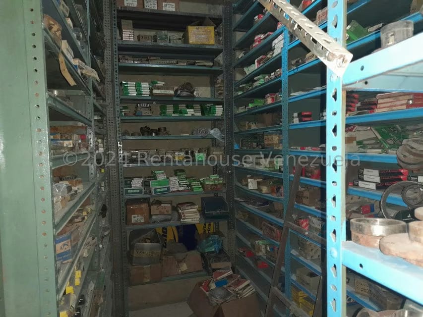 Comercial (Local Comercial) en Venta en Los Rosales, Distrito Metropolitano - 43