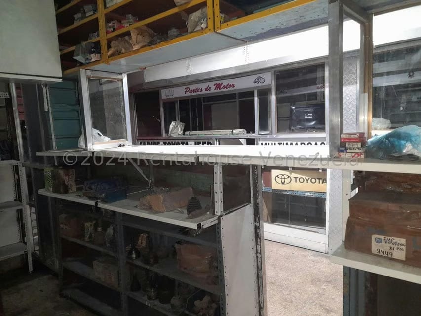 Comercial (Local Comercial) en Venta en Los Rosales, Distrito Metropolitano - 44