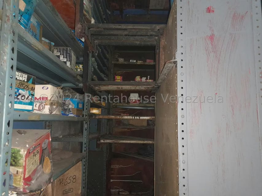 Comercial (Local Comercial) en Venta en Los Rosales, Distrito Metropolitano - 47