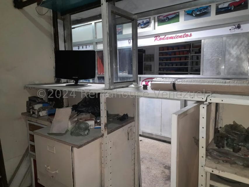 Comercial (Local Comercial) en Venta en Los Rosales, Distrito Metropolitano - 49