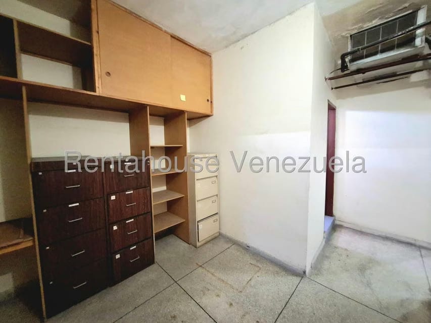 Comercial (Edificio) en Venta en Avenida Miranda, Aragua - 12