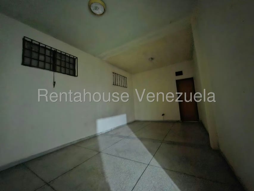Comercial (Edificio) en Venta en Avenida Miranda, Aragua - 4