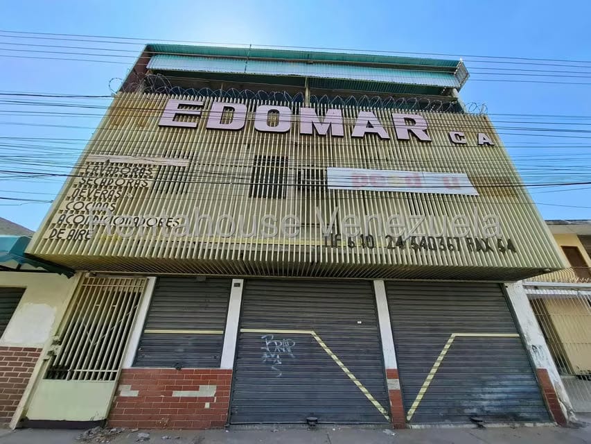 Comercial (Edificio) en Venta en Avenida Miranda, Aragua - 38