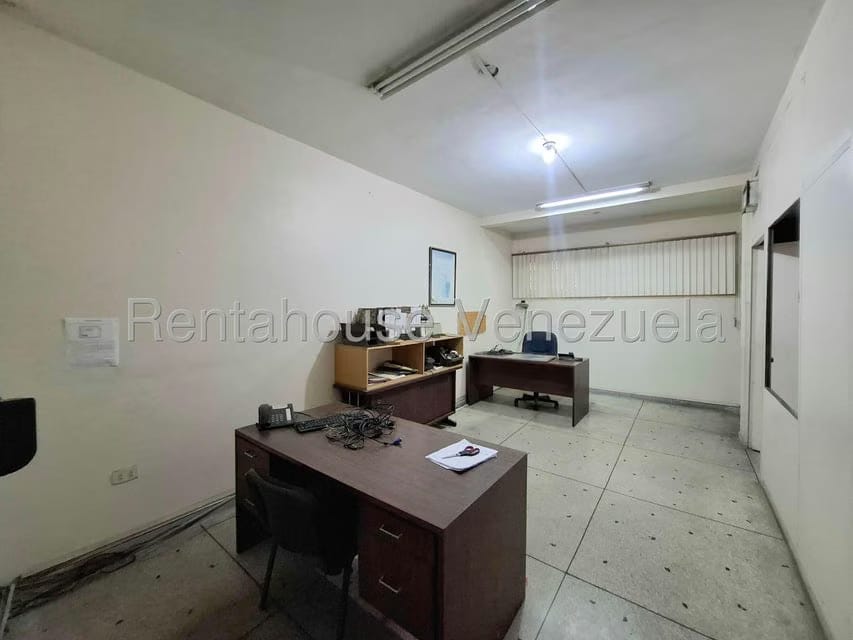 Comercial (Edificio) en Venta en Avenida Miranda, Aragua - 5