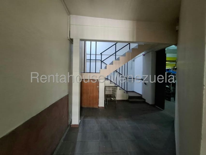 Comercial (Edificio) en Venta en Avenida Miranda, Aragua - 41