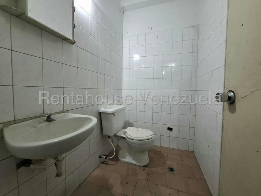 Comercial (Edificio) en Venta en Avenida Miranda, Aragua - 51