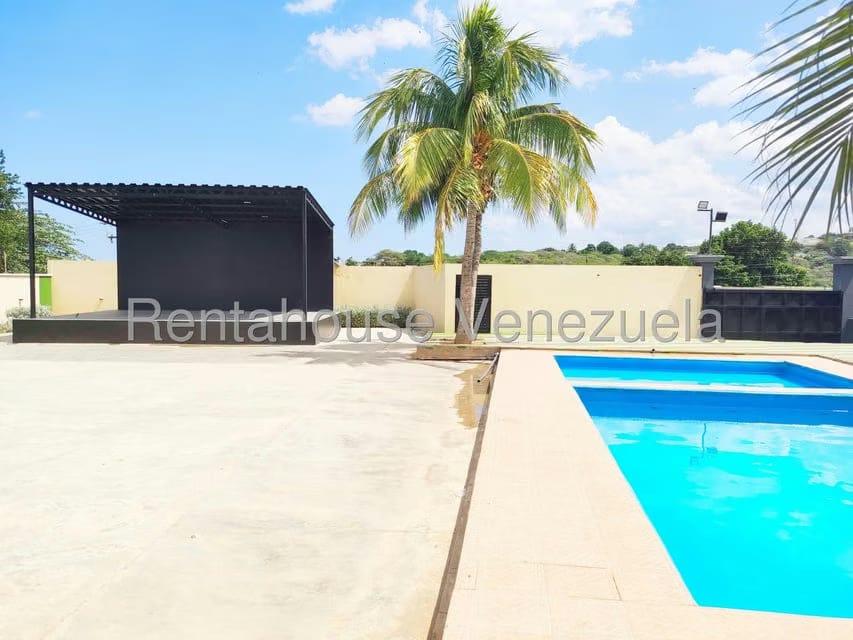 Casa (1 Nivel) en Venta en Centro, Falcon - 5