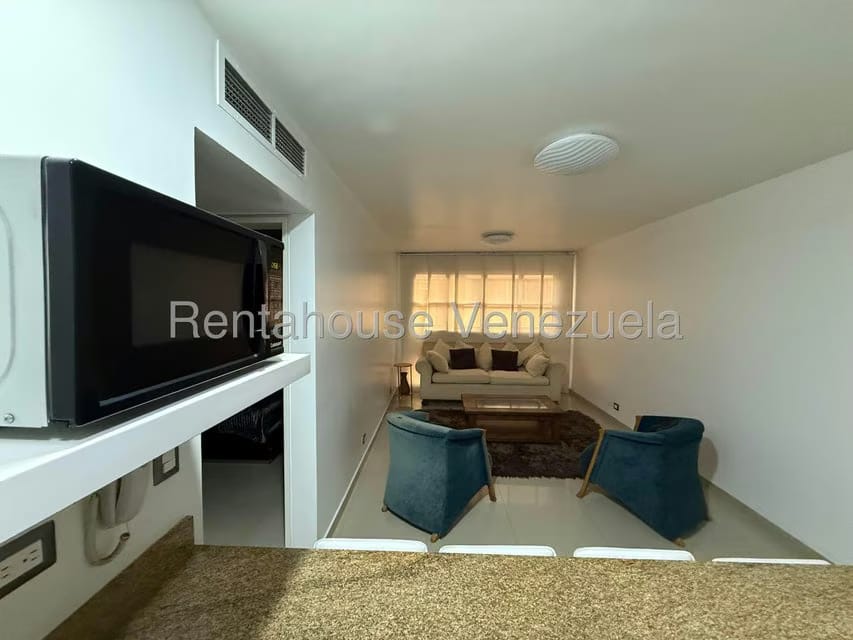 Apartamento (1 Nivel) en Alquiler en El Rosal, Distrito Metropolitano - 6