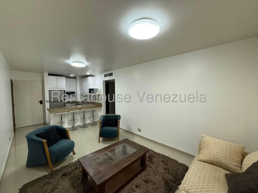 Apartamento (1 Nivel) en Alquiler en El Rosal, Distrito Metropolitano - 9
