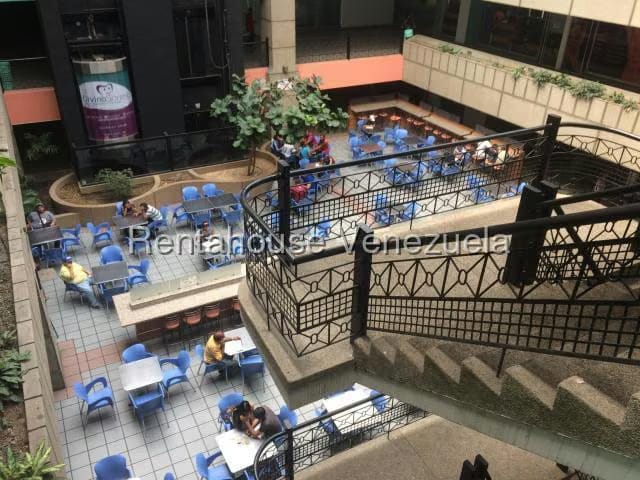 Comercial (Local Comercial) en Venta en Zona Industrial, Carabobo - 12