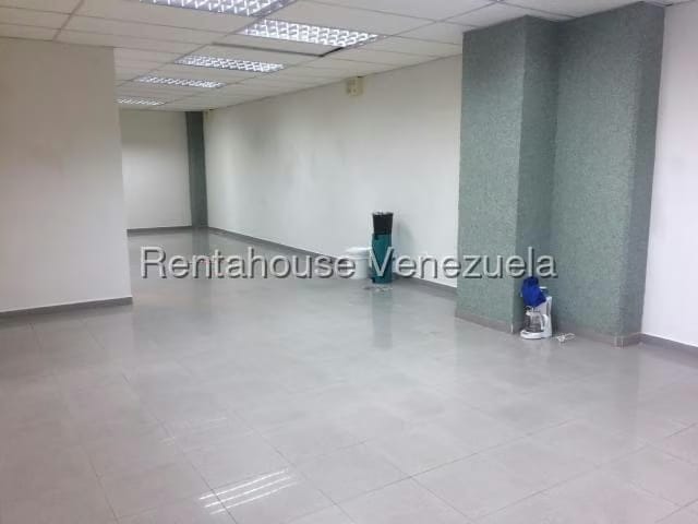 Comercial (Local Comercial) en Venta en Zona Industrial, Carabobo - 8