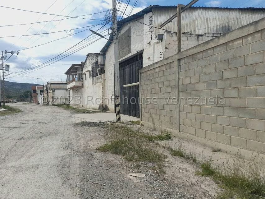 Comercial (Galpon - Deposito) en Venta en Zona Oeste, Lara - 26