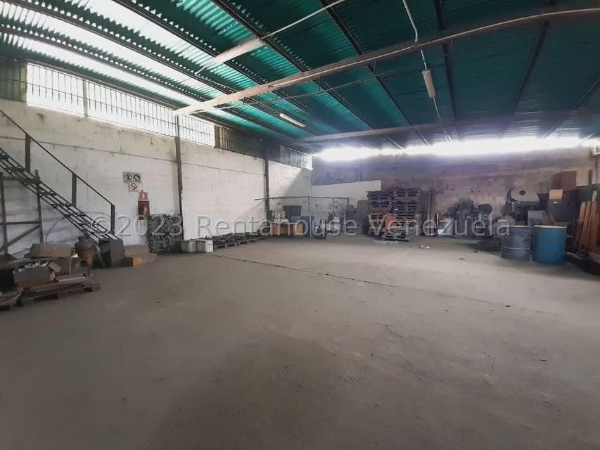 Comercial (Galpon - Deposito) en Venta en Zona Oeste, Lara - 8