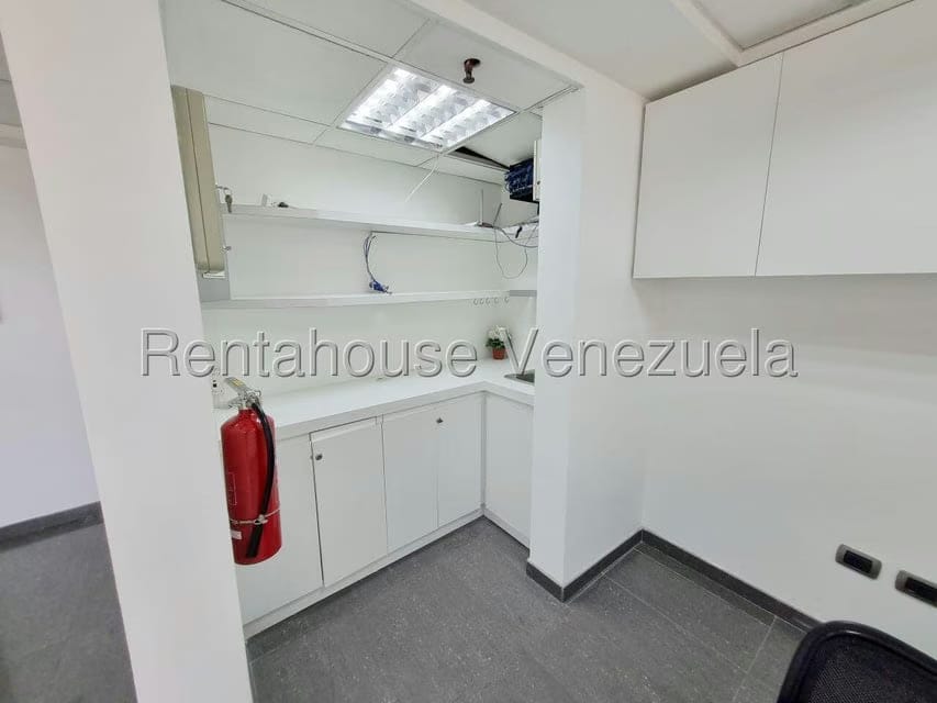 Comercial (Oficina) en Venta en La Lagunita Country Club, Distrito Metropolitano - 5