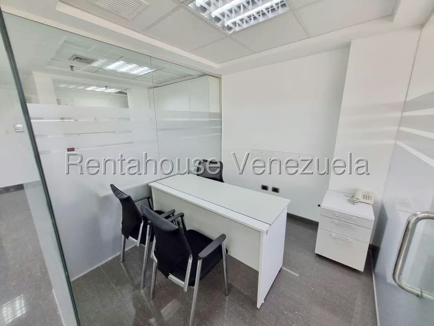 Comercial (Oficina) en Venta en La Lagunita Country Club, Distrito Metropolitano - 8