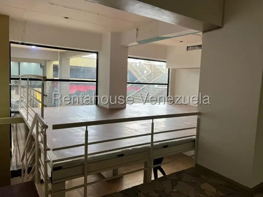 Comercial (Local Comercial) en Alquiler en Frutas Condominio, Miranda - 12