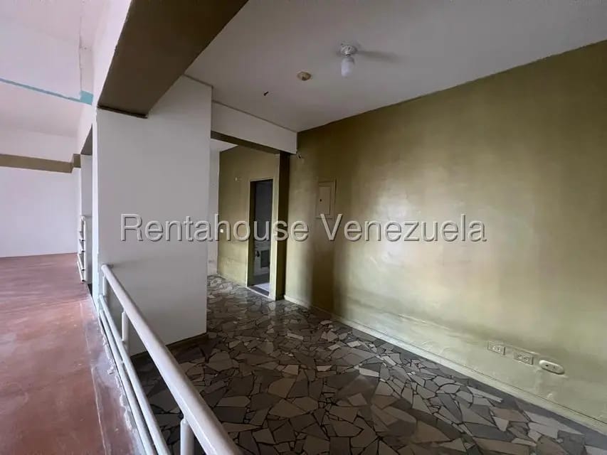 Comercial (Local Comercial) en Alquiler en Frutas Condominio, Miranda - 15