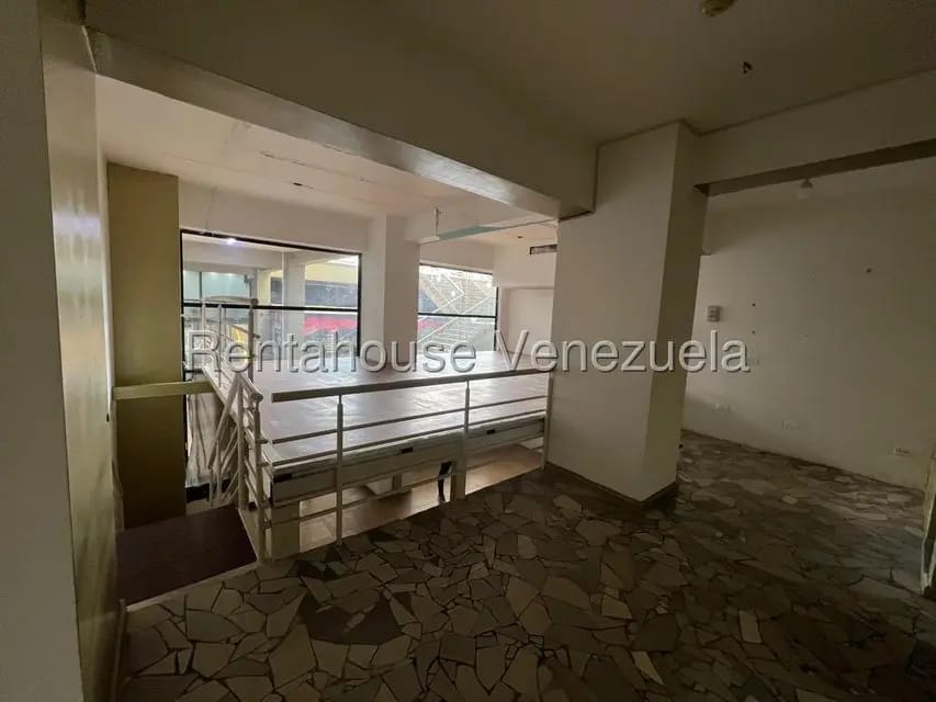 Comercial (Local Comercial) en Alquiler en Frutas Condominio, Miranda - 24