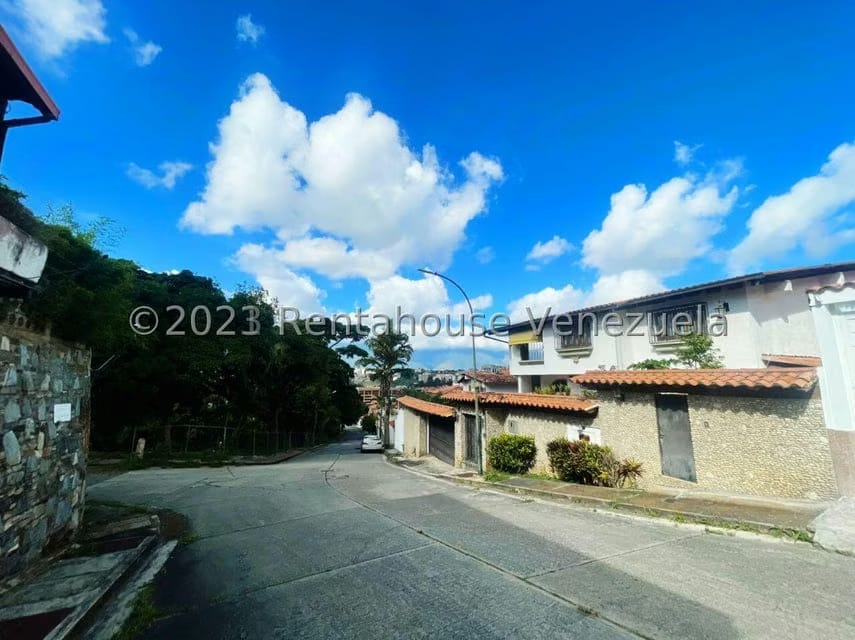 Casa (Multipes Niveles) en Venta en Sorocaima, Distrito Metropolitano