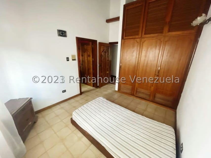 Casa (Multipes Niveles) en Venta en Sorocaima, Distrito Metropolitano - 27